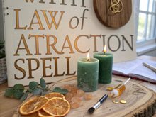 Lade das Bild in den Galerie-Viewer, Law of Attraction Spell - We Love Spells
